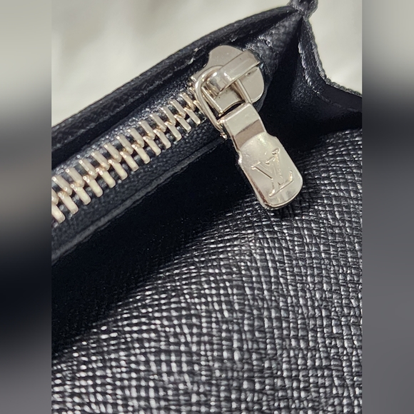 Louis Vuitton Brazza Wallet Damier Graphite - Picture 8 of 15